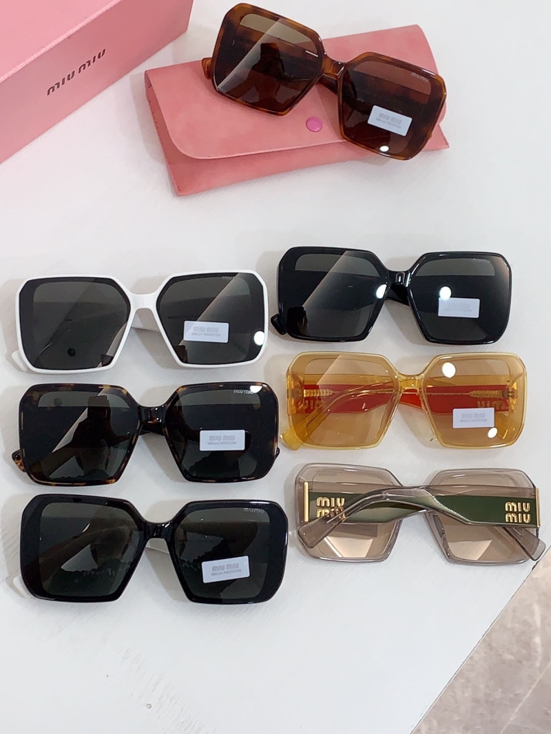 Miu miu Sunglasses